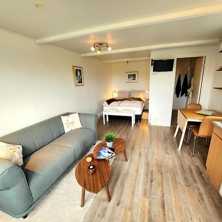 Fagrahlid Guesthouse Хвольсвёдлюр Экстерьер фото